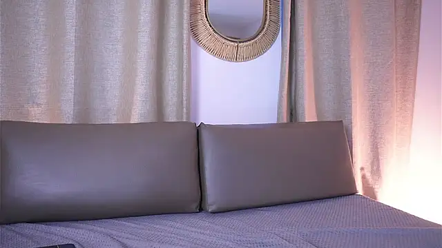 Snapshot of ShelleyMorell chatting on November 7, 2025, 2:32 pm ShelleyMorell online show from November 7, 2025, 2:32 pm