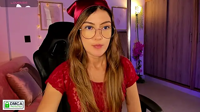 Lilabril online show from March 16, 2026, 3:37 pm