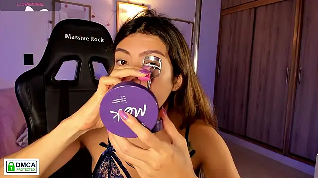 Lilabril online show from March 18, 2026, 2:41 pm