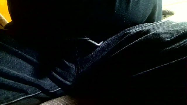 markluvskitty online show from April 8, 2026, 12:39 pm