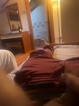 Edosxxl online show from January 10, 2025, 3:37 pm