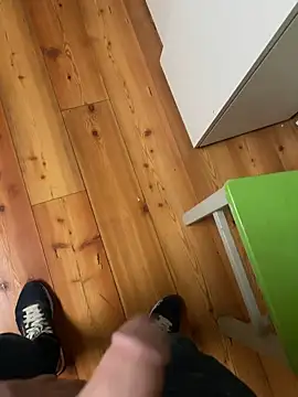 Edosxxl online show from January 15, 2025, 5:08 am