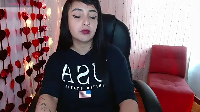 AmberGoddess  online show from March 6, 2025, 6:05 pm