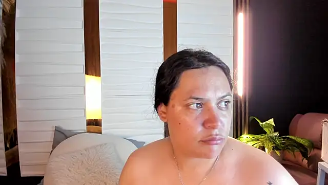 Biiancacox online show from September 10, 2025, 3:16 am