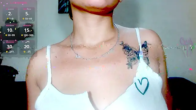 Eva Hoot online show from March 21, 2026, 12:09 pm