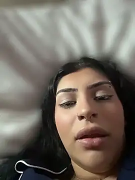 ThickerThanYoBitch online show from April 26, 2026, 10:23 am