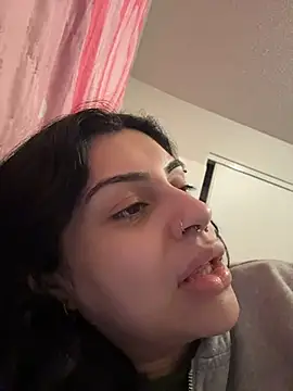 Snapshot of ThickerThanYoBitch chatting on February 6, 2026, 2:24 pm ThickerThanYoBitch online show from February 6, 2026, 2:24 pm