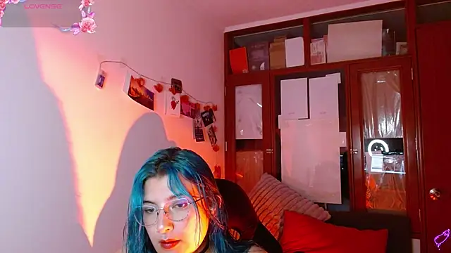 Evethereal online show from October 15, 2025, 2:54 am