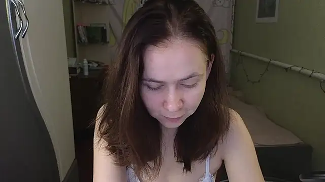 Snapshot of Riley_Roo chatting on October 20, 2025, 8:15 am Riley Roo online show from October 20, 2025, 8:15 am