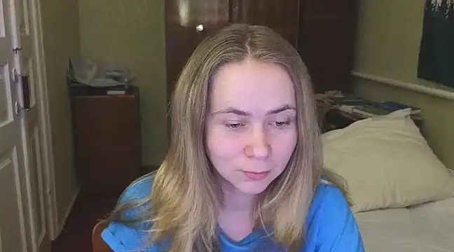 Snapshot of Riley_Roo chatting on February 27, 2025, 5:37 pm Riley Roo online show from February 27, 2025, 5:37 pm