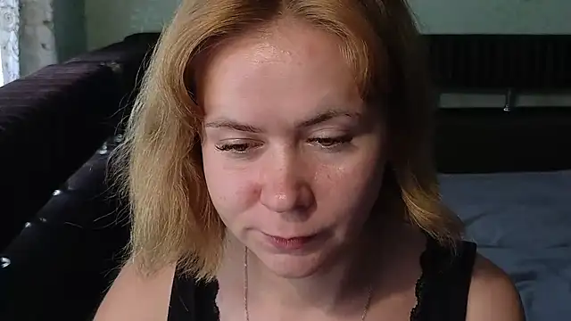 Riley Roo online show from July 8, 2026, 8:48 am