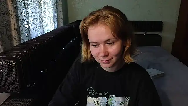 Riley Roo online show from July 7, 2026, 6:47 am