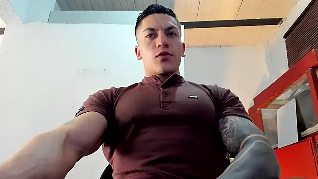 aquiles 51 online show from October 2, 2025, 8:23 pm