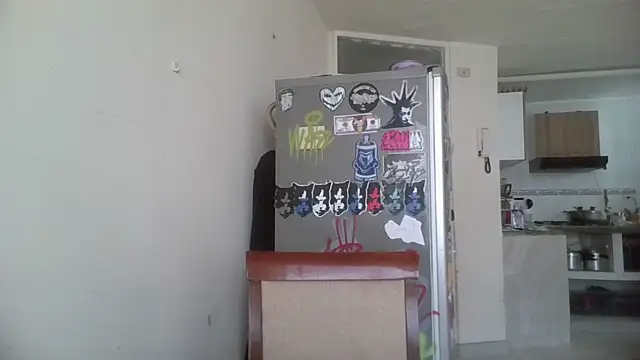 SuzzyyM online show from February 15, 2025, 7:17 pm