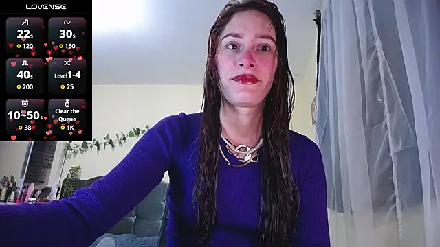 IsaBaileys  online show from February 12, 2026, 11:59 pm