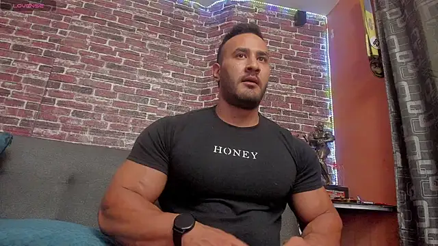 Snapshot of curt_xxx chatting on March 13, 2025, 5:22 am curt xxx online show from March 13, 2025, 5:22 am