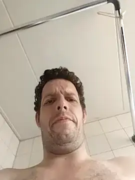 Knuffelstaaf123 online show from March 18, 2025, 4:50 pm