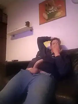 Knuffelstaaf123 online show from March 26, 2026, 9:24 pm