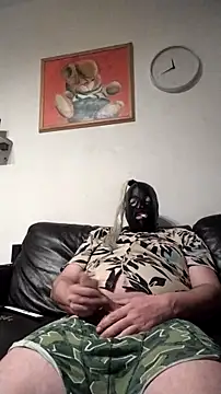 Knuffelstaaf123 online show from December 14, 2025, 11:54 pm