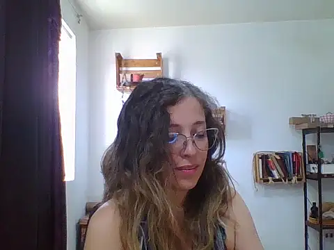 charlott ponce online show from February 17, 2026, 6:16 pm