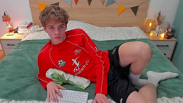 Snapshot of Fandi_777 chatting on September 27, 2025, 3:51 pm Fandi 777 online show from September 27, 2025, 3:51 pm