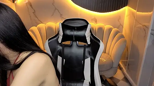 Snapshot of _mia_collins_b_ chatting on November 28, 2025, 1:11 pm mia collins b online show from November 28, 2025, 1:11 pm