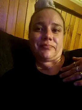 dirtysluz93 online show from October 16, 2025, 4:37 pm