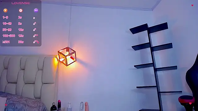 KIMWILLIAM1 online show from March 23, 2025, 5:10 am