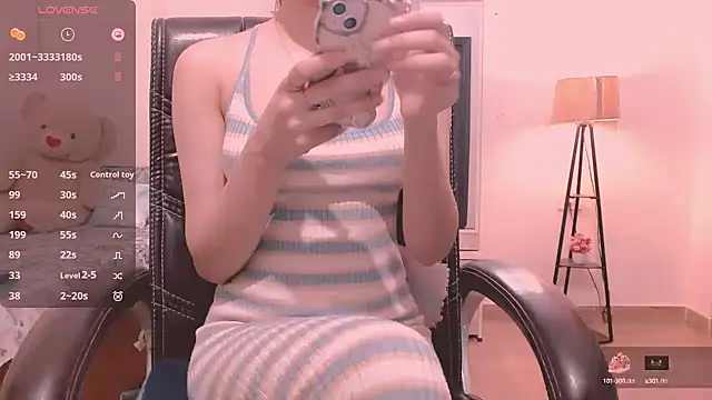 adore khushbu online show from September 14, 2025, 11:43 am