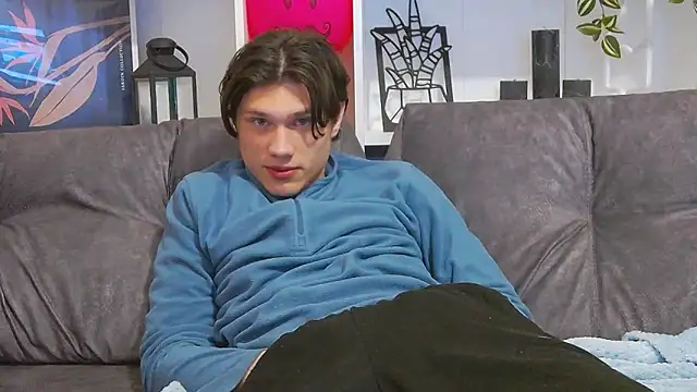 Snapshot of CalvinCay chatting on February 24, 2025, 2:19 am CalvinCay online show from February 24, 2025, 2:19 am