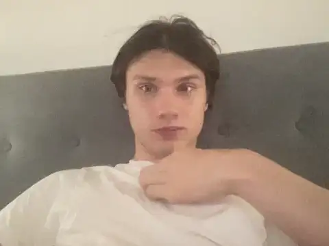 Snapshot of CalvinCay chatting on September 10, 2025, 11:59 pm CalvinCay online show from September 10, 2025, 11:59 pm