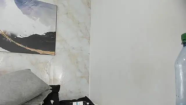 Snapshot of Anhii_Ruiz chatting on June 18, 2026, 9:14 am Anhii Ruiz online show from June 18, 2026, 9:14 am