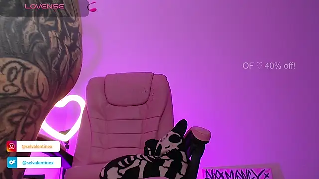 Snapshot of selvalentinex chatting on September 18, 2025, 4:48 am selvalentinex online show from September 18, 2025, 4:48 am