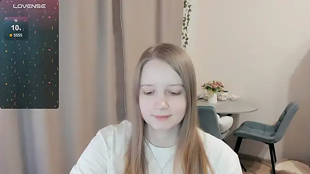 Snapshot of Alyaley chatting on January 13, 2026, 1:53 am Alyaley online show from January 13, 2026, 1:53 am