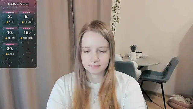 Snapshot of Alyaley chatting on November 6, 2025, 9:13 am Alyaley online show from November 6, 2025, 9:13 am