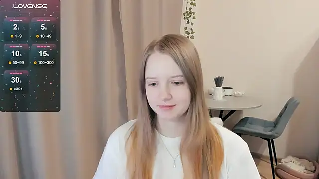 Snapshot of Alyaley chatting on November 4, 2025, 3:10 am Alyaley online show from November 4, 2025, 3:10 am