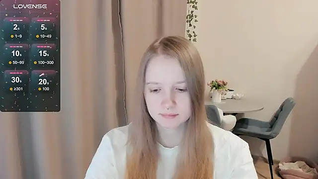 Snapshot of Alyaley chatting on November 28, 2025, 4:56 am Alyaley online show from November 28, 2025, 4:56 am