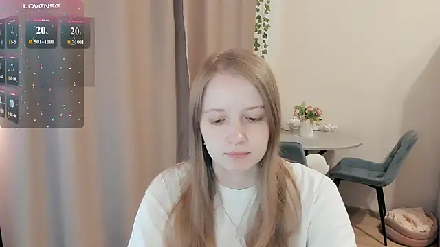 Snapshot of Alyaley chatting on July 8, 2026, 1:01 pm Alyaley online show from July 8, 2026, 1:01 pm