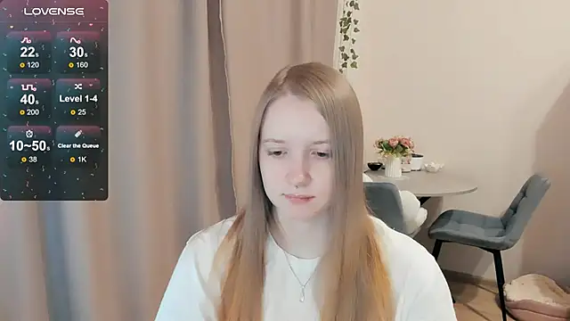 Snapshot of Alyaley chatting on December 14, 2025, 1:39 pm Alyaley online show from December 14, 2025, 1:39 pm