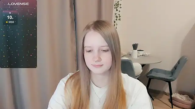 Snapshot of Alyaley chatting on November 18, 2025, 6:06 am Alyaley online show from November 18, 2025, 6:06 am