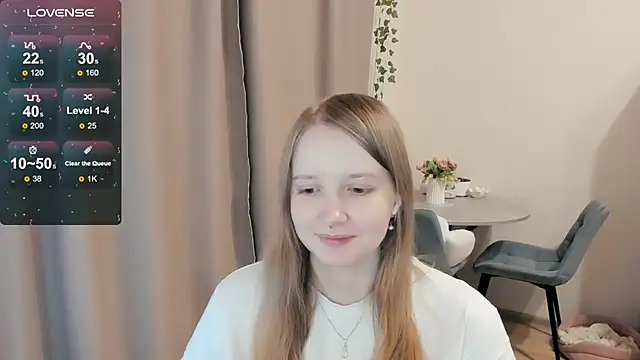 Snapshot of Alyaley chatting on November 28, 2025, 5:46 pm Alyaley online show from November 28, 2025, 5:46 pm