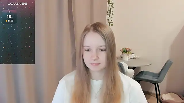 Snapshot of Alyaley chatting on December 5, 2025, 10:36 am Alyaley online show from December 5, 2025, 10:36 am