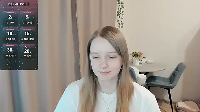 Snapshot of Alyaley chatting on December 1, 2025, 8:15 am Alyaley online show from December 1, 2025, 8:15 am