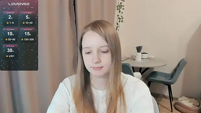 Snapshot of Alyaley chatting on November 2, 2025, 8:36 pm Alyaley online show from November 2, 2025, 8:36 pm