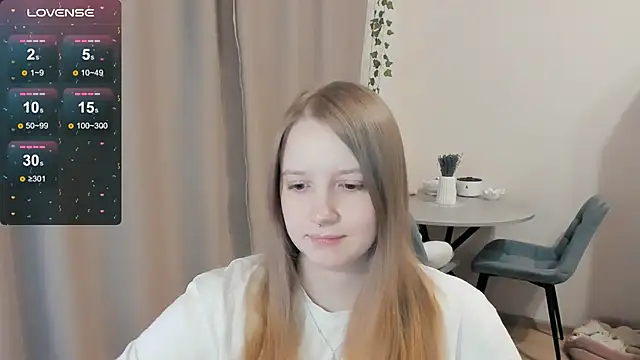 Snapshot of Alyaley chatting on October 19, 2025, 12:35 am Alyaley online show from October 19, 2025, 12:35 am