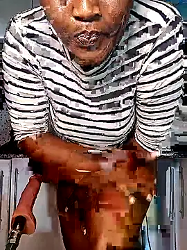 Bella045 online show from November 9, 2025, 1:09 am