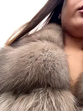 Snapshot of Syka0001 chatting on October 7, 2025, 11:33 am Syka0001 online show from October 7, 2025, 11:33 am