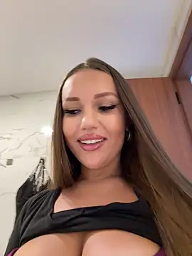 Snapshot of Syka0001 chatting on February 4, 2025, 8:46 am Syka0001 online show from February 4, 2025, 8:46 am