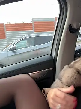 Snapshot of Syka0001 chatting on October 3, 2025, 12:50 pm Syka0001 online show from October 3, 2025, 12:50 pm