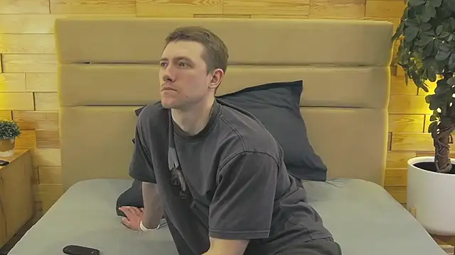 EthanPinkman online show from April 5, 2026, 4:08 am